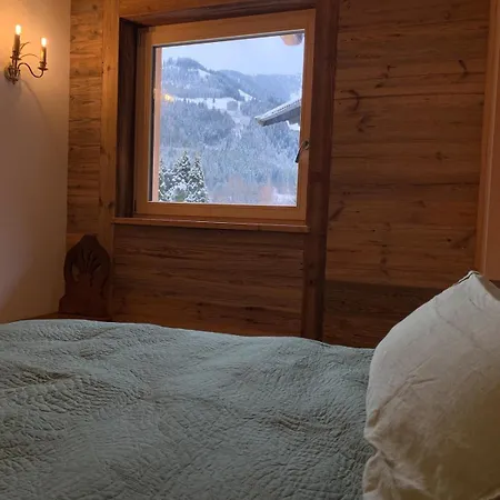 Old Barn, Hay Outside, New Inside Chalé Brixen im Thale